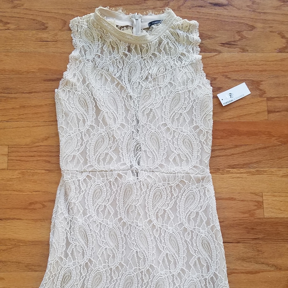 Foreign Exchange - White/Cream colored - Lace Mini Dress - Mockneck - Size L